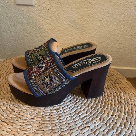 Sbicca platform sandals/clogs - Picture 2 of 6
